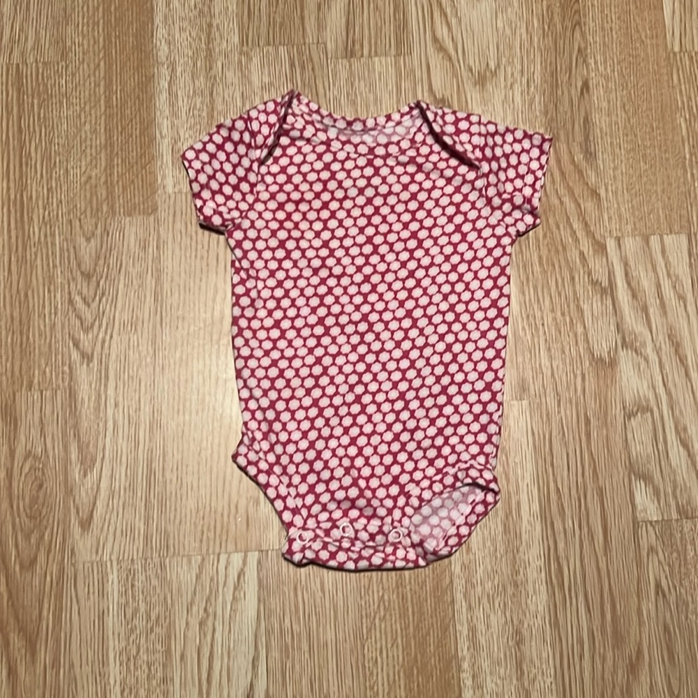 Tiny Tillia by Avon Pink Floral Onesie Size 3-6 Months